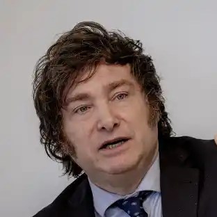 Milei discutió con un vecino en Mar del Plata: “Igual te estoy arreglando la&nbsp;vida”