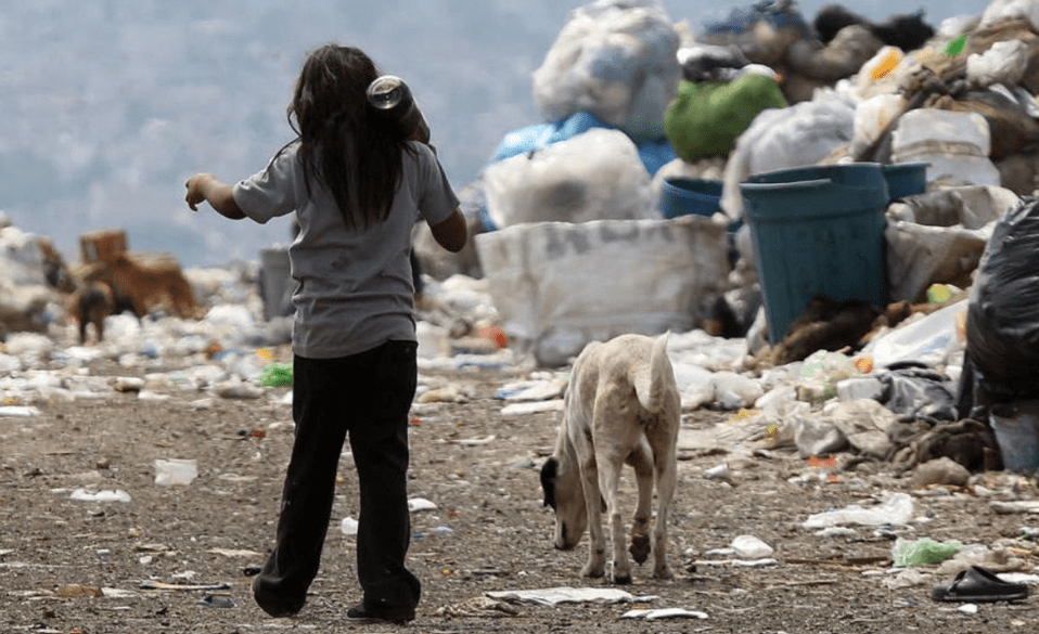 Informe revela menos pobreza, pero mayor nivel de endeudamiento entre los&nbsp;argentinos