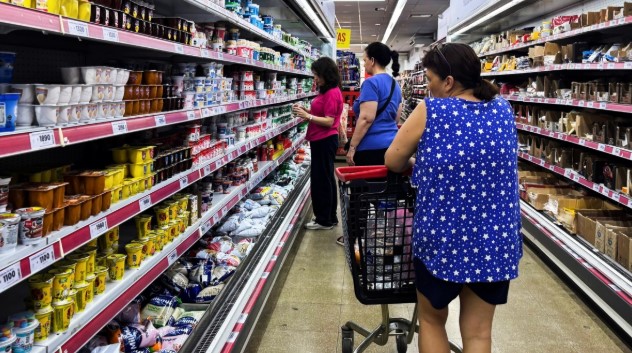 En febrero, la inflación fue del 2,9%, sumando 5,9% en el bimestre
