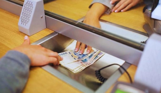 El crédito al sector privado alcanza un récord en ocho&nbsp;años