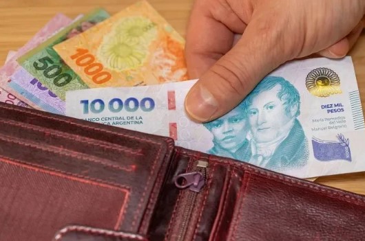 Según el INDEC, los salarios aumentaron 3,5% en abril y superaron la&nbsp;inflación