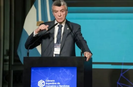 Grinman defendió el rumbo económico y justificó el cierre de empresas