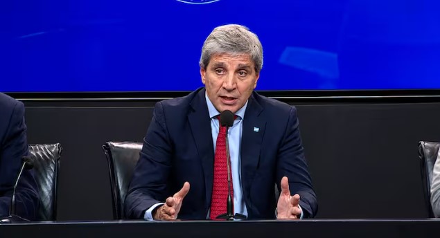 Caputo destacó el nuevo plan hipotecario: “Una gran noticia para las familias&nbsp;argentinas”