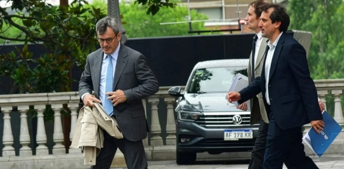 El Gobierno se reunió con la UIA en medio de la caída industrial